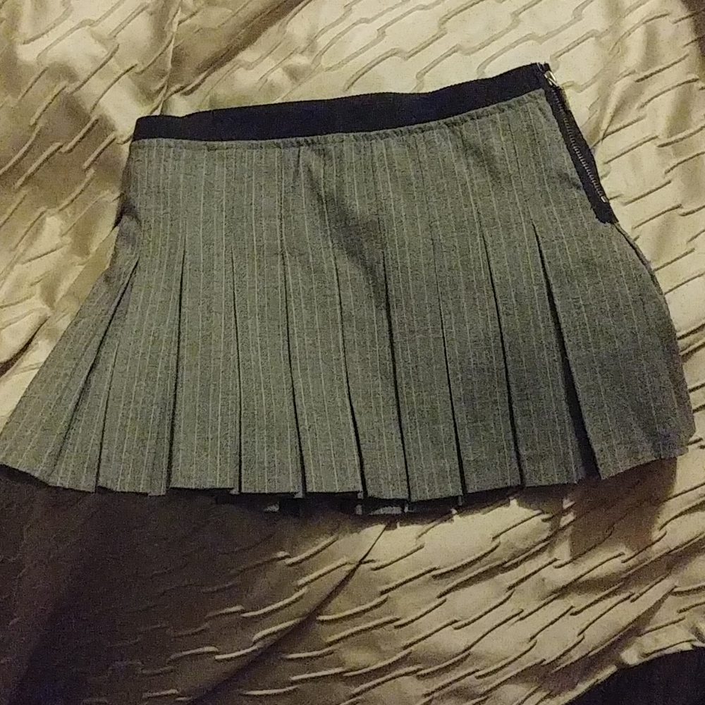 Guess pin stripe mini skirt